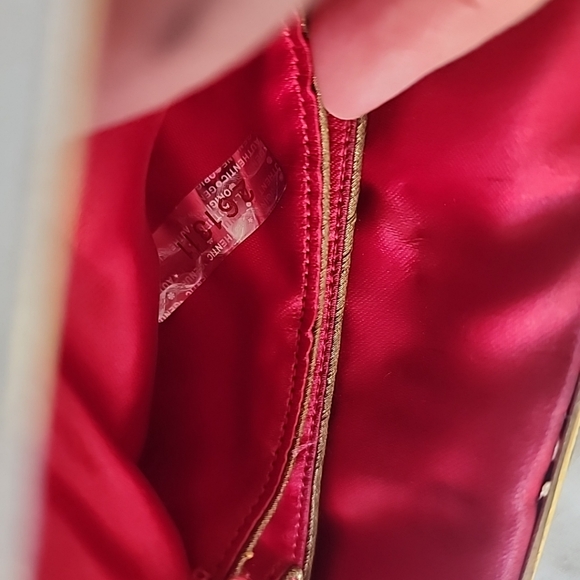 Morabito Vintage glass micro beaded Bag Lined in red Silk. Made In France. - Picture 7 of 16